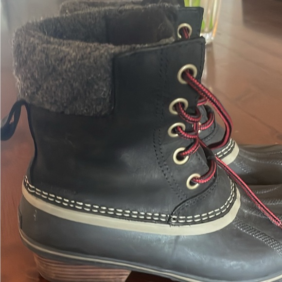 Sorel Winter Boots - Picture 5 of 5
